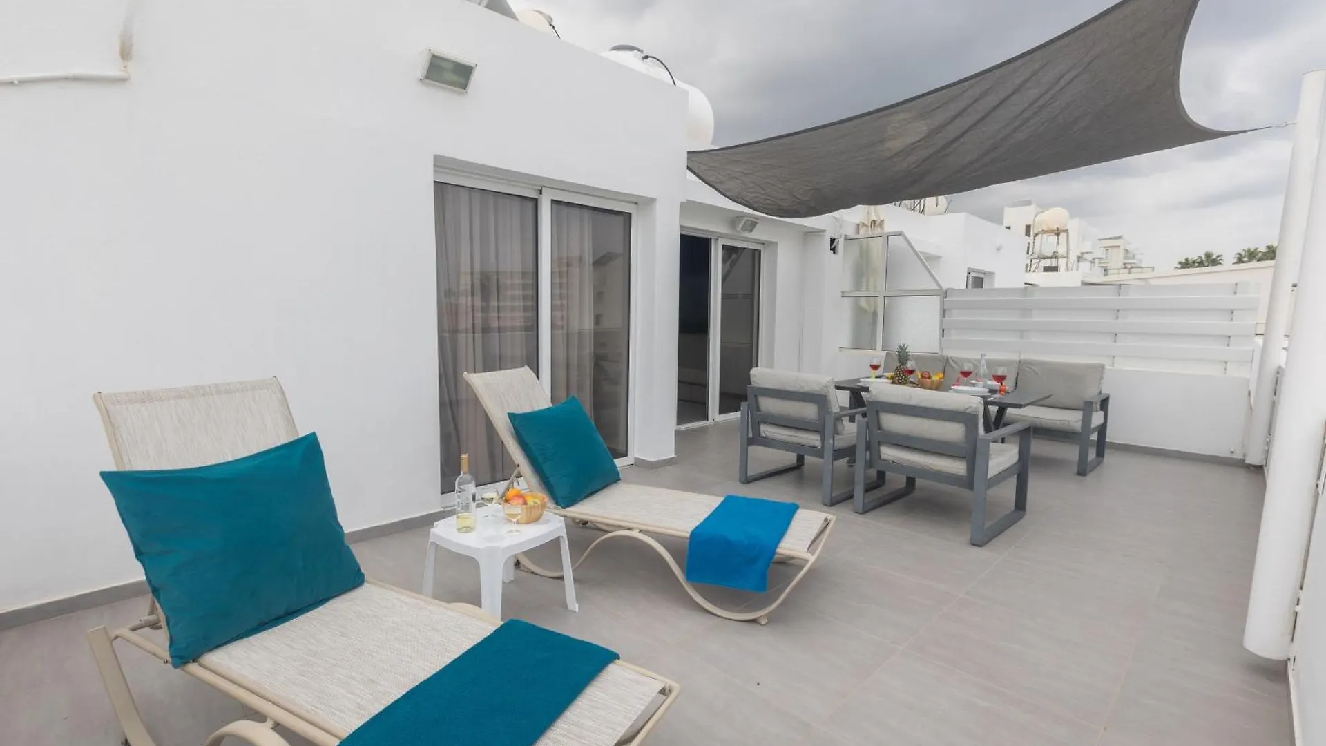 Evas Apartment Protaras 0*,